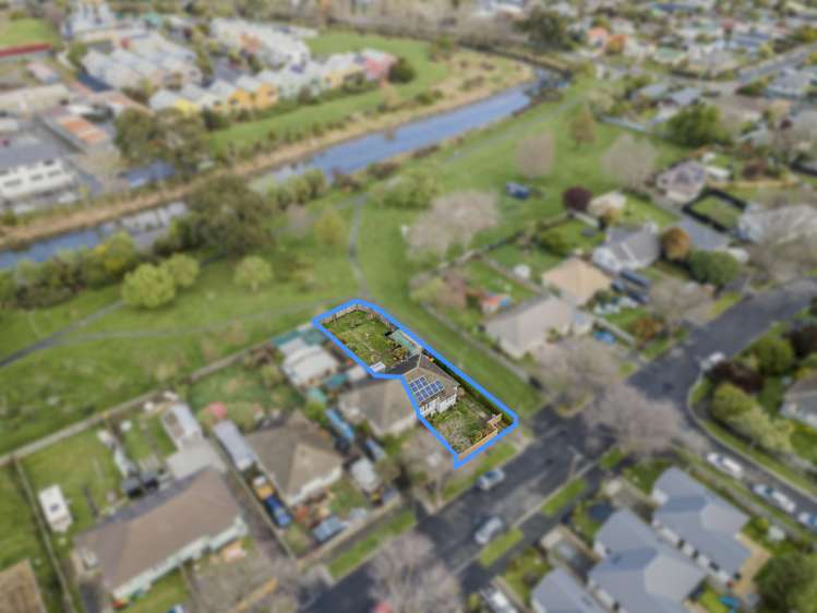 32 Riley Crescent Woolston_17