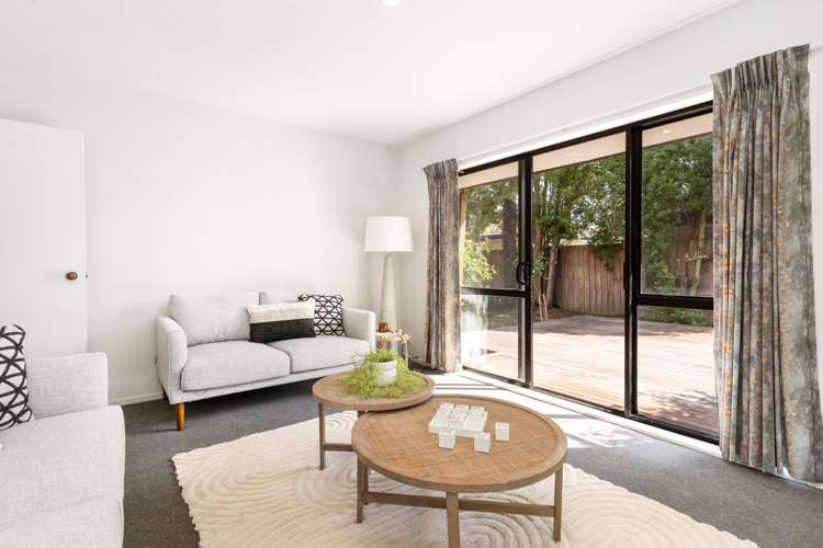 2/45 Reginald Street Burwood_12