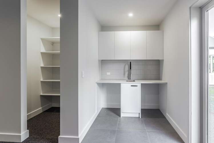 7 Pihoihoi Close Waikanae_23