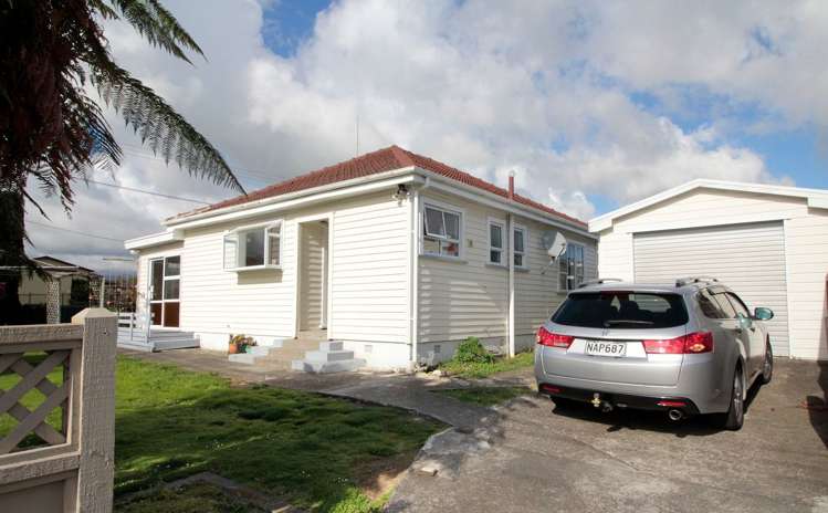 85 Bartholomew Road Levin_10