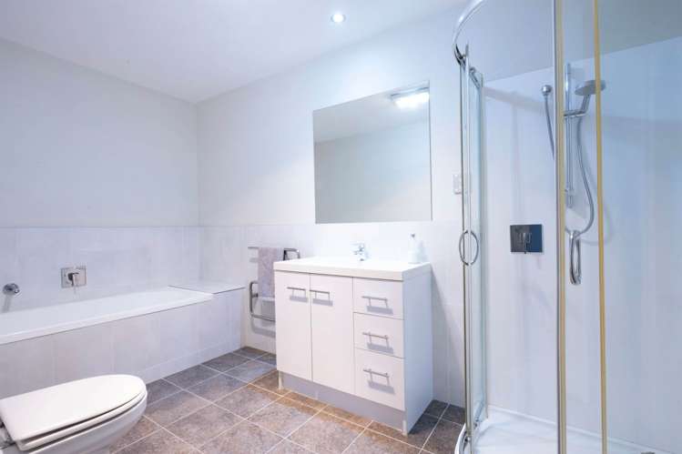 165B Glengarry Road Glen Eden_11