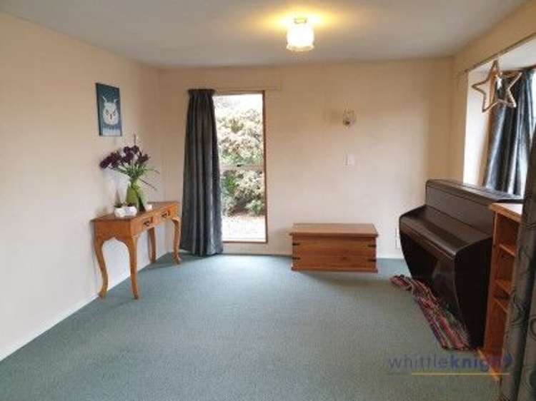 1/8 Peverel Street_3