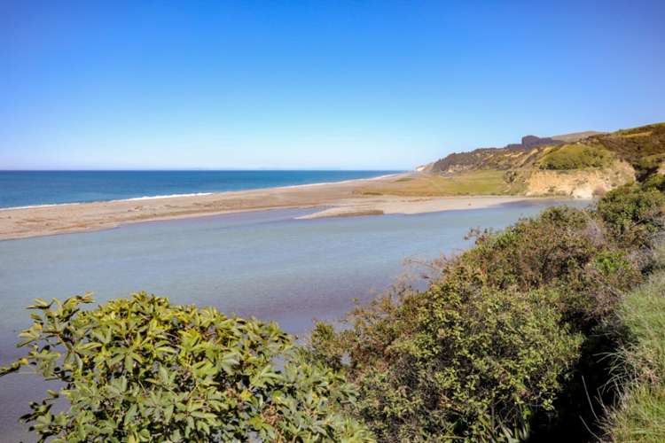 684p Cathedral Road Domett_13