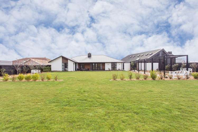 9 Kawharu Street Marshland_0