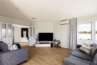 19 Rowesdale Drive_3