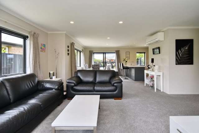 3 Orewa Close Parklands_4