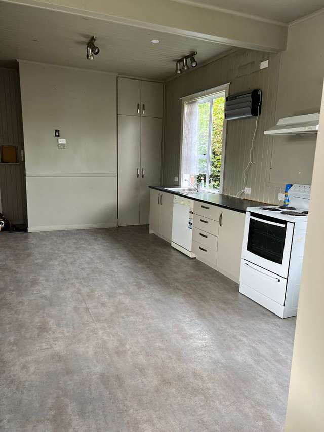 25 Walshs Road Allenton_4