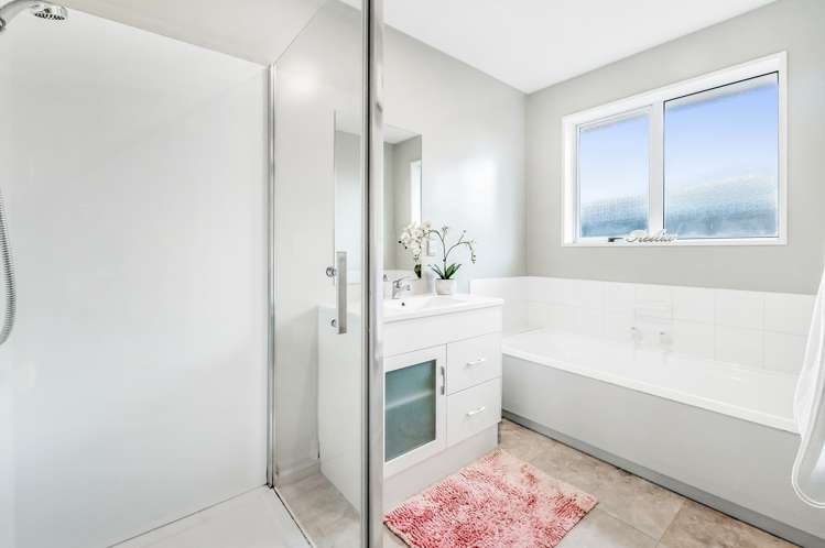 2/57 Cutts Road Russley_19