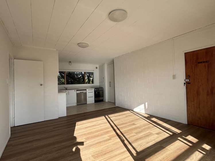 9/762 Beach Rd Browns Bay_4