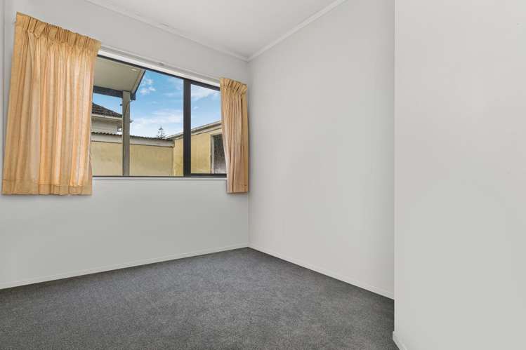 12 & 12a Jordan Road Mangere_12