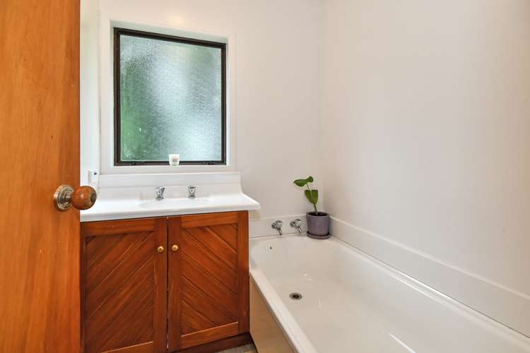 17 Calluna Crescent Totara Heights_16