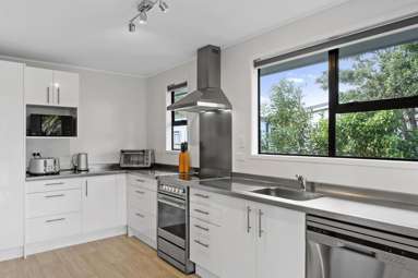 121 Brightside Road_3