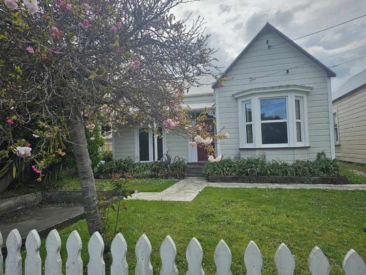 16 Ingestre Street_0