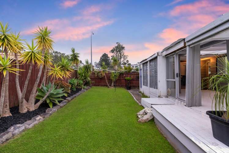 21 Fitzherbert Ave West Harbour_1