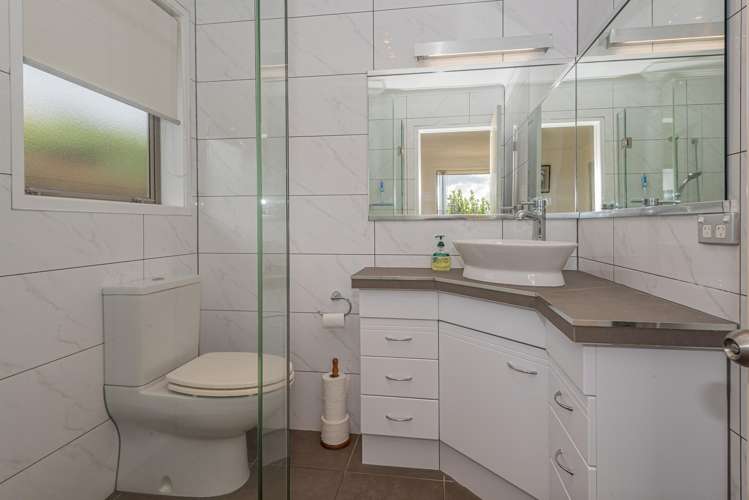 3 Scotia Place Te Kamo_17