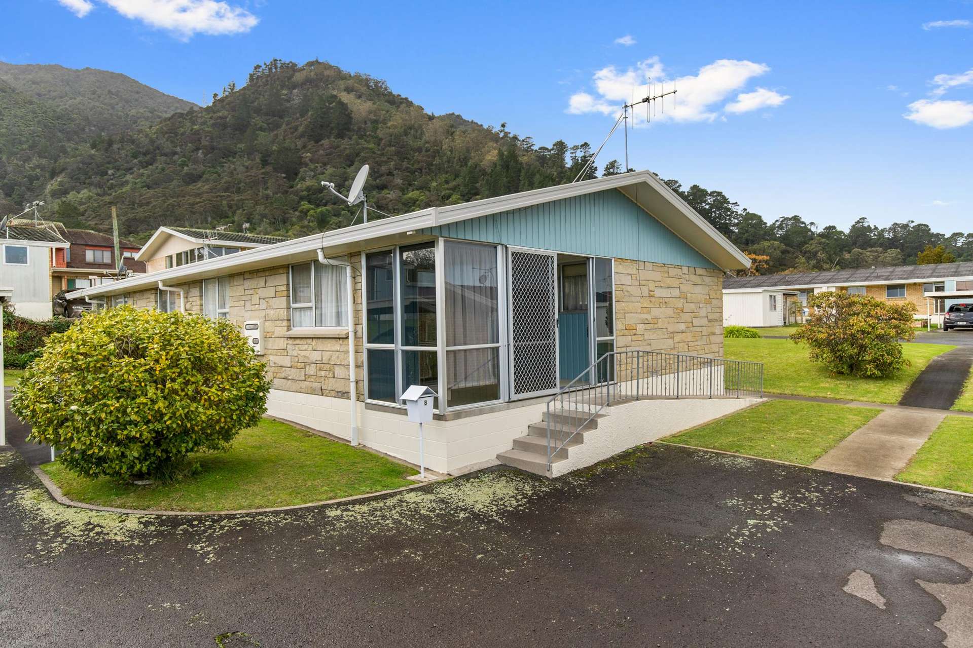 20BU8 Church Street Te Aroha_0