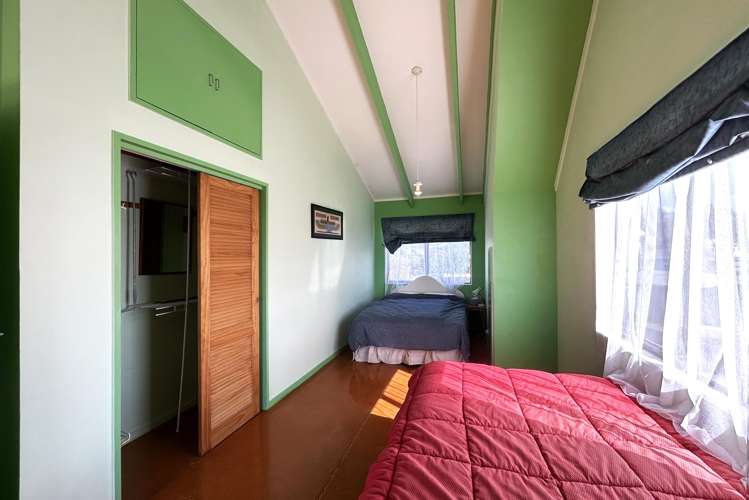 1251 East Coast Road Whakatiwai_12