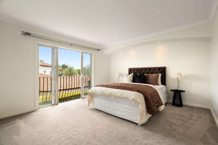 1 Red Oak Place Schnapper Rock_16