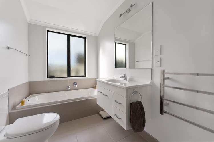 69a West Street Feilding_12