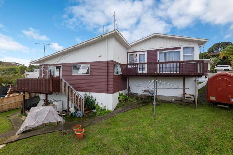 522 Beach Road Murrays Bay_14