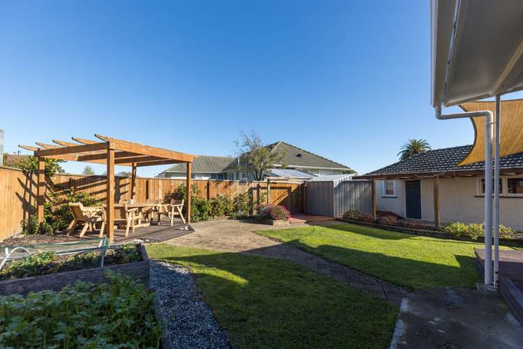 6 Dickens Street Stoke_13