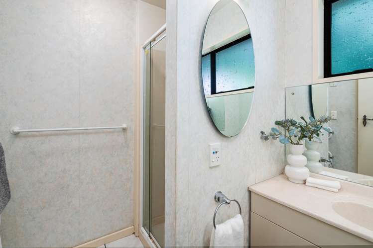 3 Ball Lane Redcliffs_12