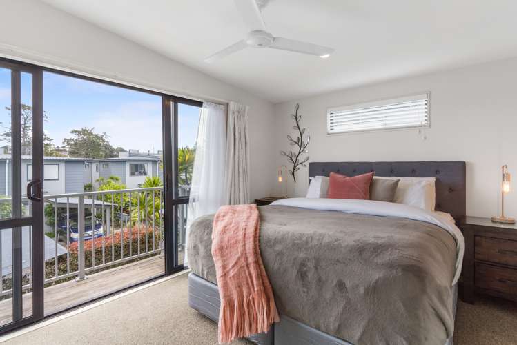 13/8 Soljak Place Mount Albert_8