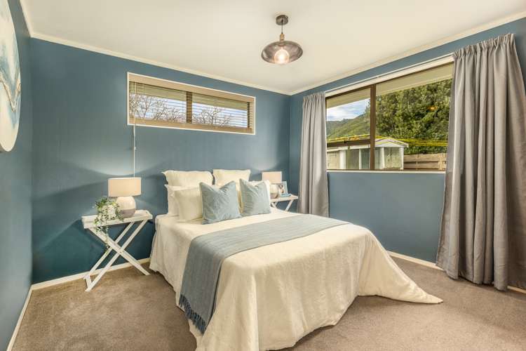 10 Graham Grove Waikanae_15