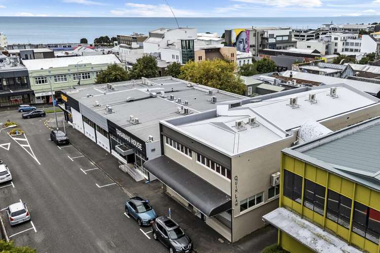 11-13 Robe Street New Plymouth Central_17