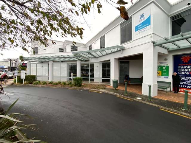 JOIN AN ESTABLISHED HEALTHCARE HUB