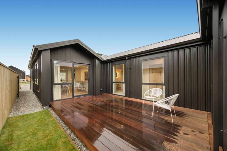 11 Shelduck Road Jacks Point_23