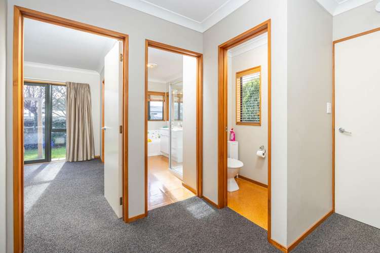 1 Sunnyhills Avenue Glenview_21