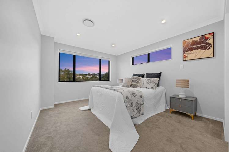 25 Koropa Road Flat Bush_22