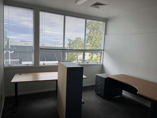 Suite 3, 117 Willow Street Tauranga_1