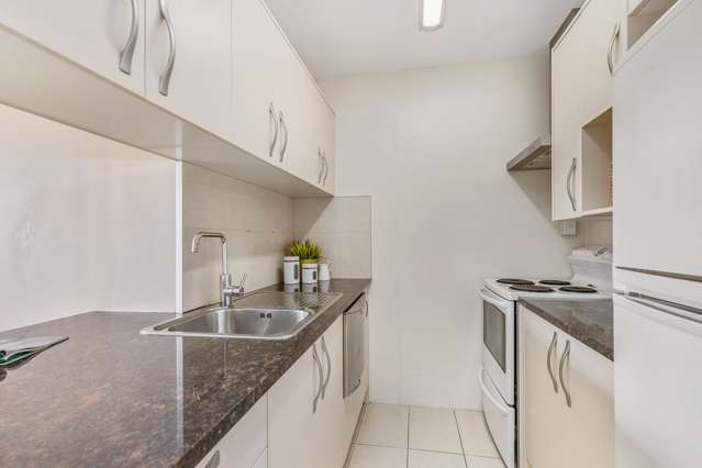 13/160 Kepa Road Orakei_3