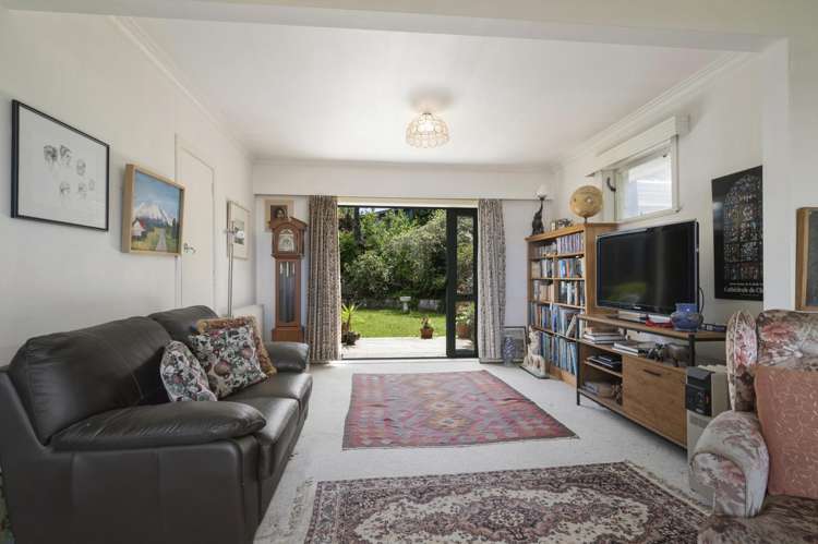 186 Kawaha Point Road_3