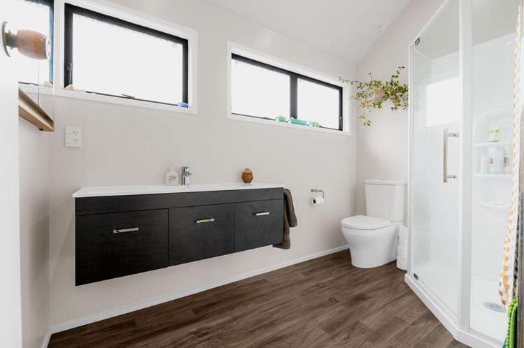13 Perindale Drive Chartwell_26