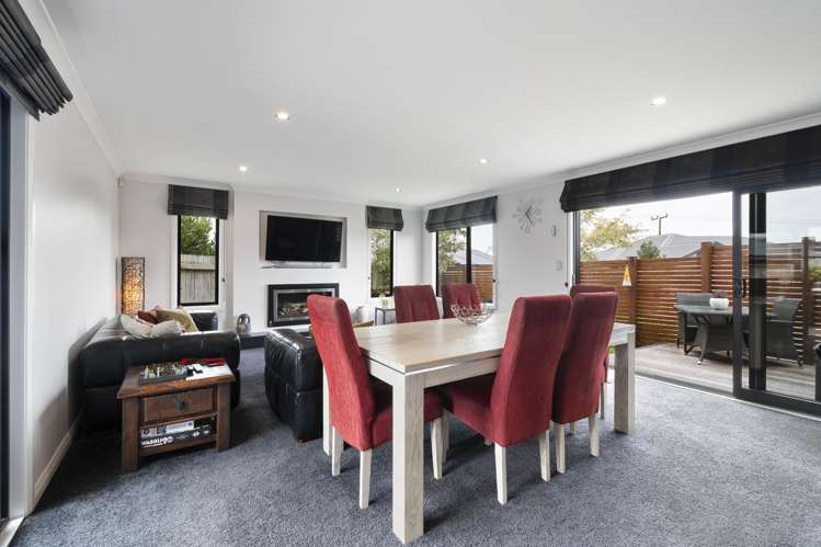 9 Saint Heliers Grove Fitzherbert_16