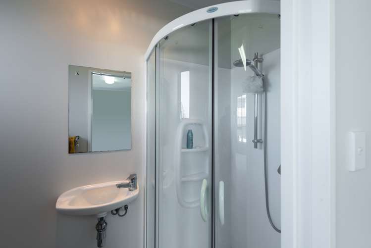 12 Atlanta Grove Brooklyn_12