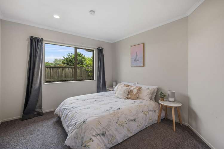 17 Courtenay Place Owhata_11