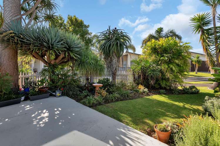 55 Pyle Road West One Tree Point_21