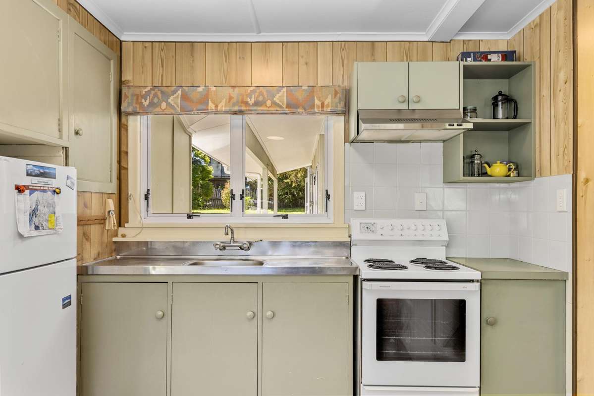 1 and 2/12 Kereru Street_5