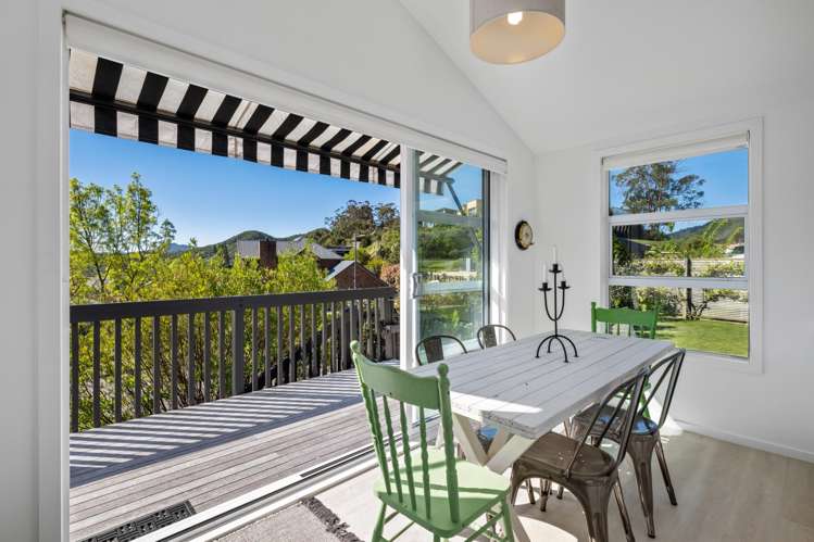 8 Fantail Heights Picton_12