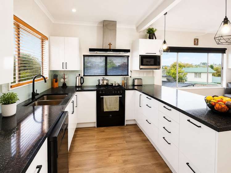 28 Pelorus Street Glenview_8