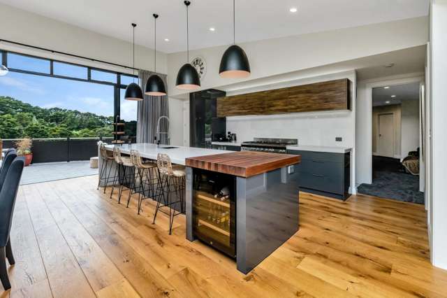 56 Highfield Way 11608_4