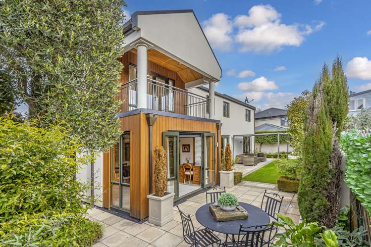 100 Straven Road Fendalton_1