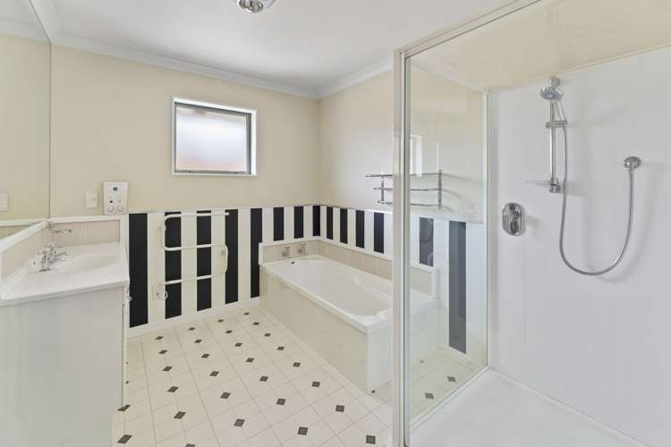 22 Kendall View Stoke_19