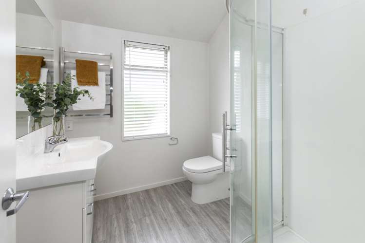 2/24 Dickens Street Addington_14