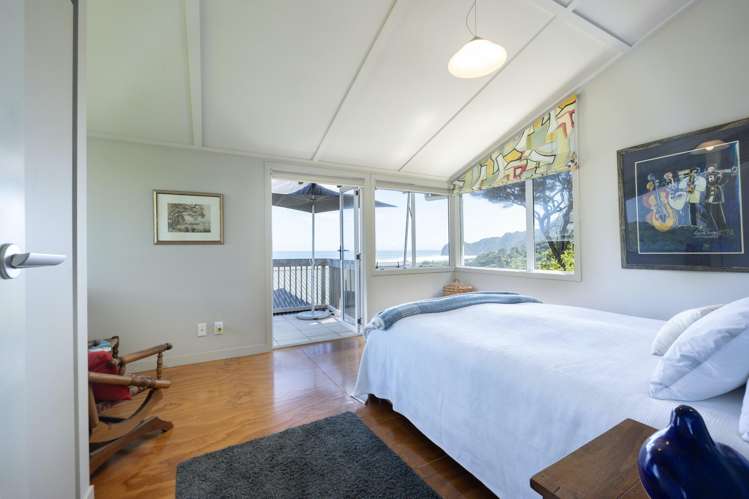 61 Garden Road Piha_11