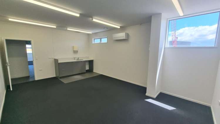 20 Sir James Wattie Drive Hornby_8